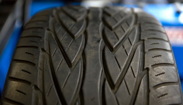 tire tread check to extend the life of used tires
